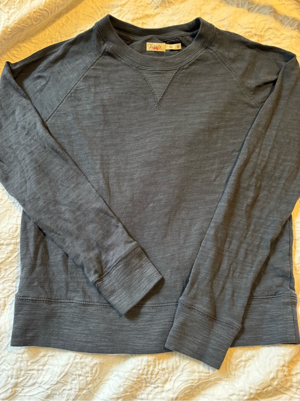 Faherty Men's Crewneck Sweater in Slate Blue size xs